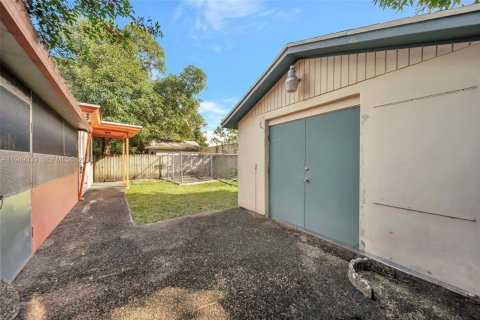 Купить виллу или дом в Майами, Флорида 3 спальни, 175.03м2, № 2005491 - фото 23