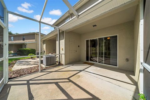 Touwnhouse à vendre à Fish Hawk, Floride: 2 chambres, 128.48 m2 № 1812683 - photo 26