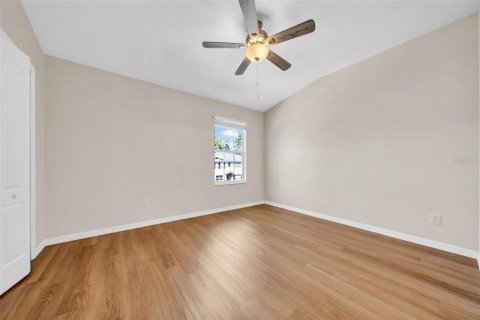 Touwnhouse à vendre à Fish Hawk, Floride: 2 chambres, 128.48 m2 № 1812683 - photo 16