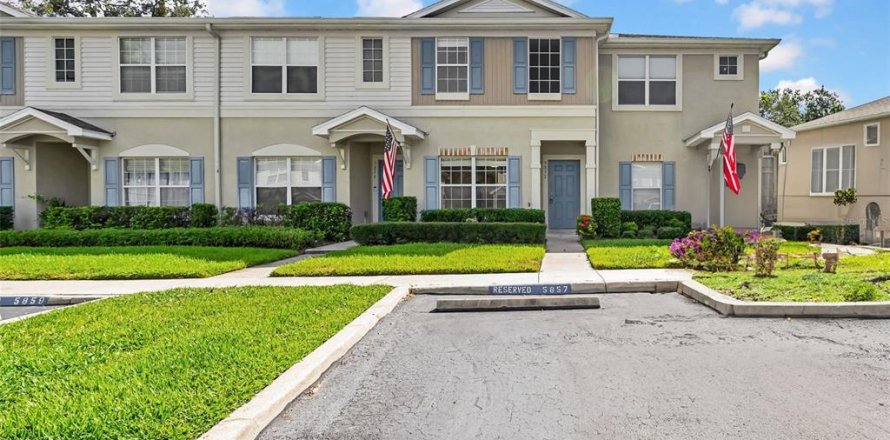 Touwnhouse à Fish Hawk, Floride 2 chambres, 128.48 m2 № 1812683