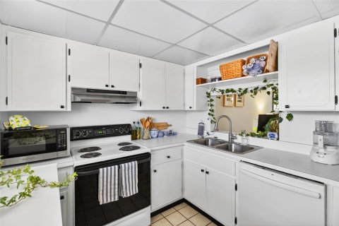 Copropriété à vendre à Largo, Floride: 1 chambre, 75.72 m2 № 1815665 - photo 4