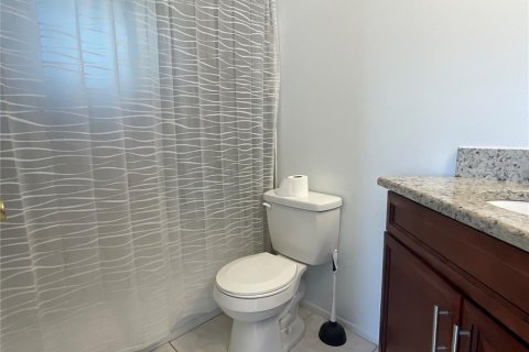 House in Kissimmee, Florida 3 bedrooms, 97.83 sq.m. № 2099672 - photo 17