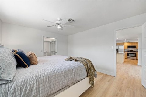 House in Englewood, Florida 2 bedrooms, 182.55 sq.m. № 1534900 - photo 20