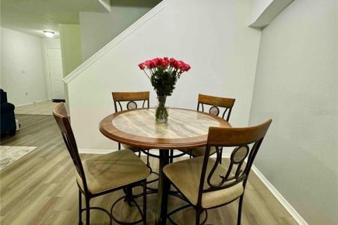 Touwnhouse à louer à Brandon, Floride: 3 chambres, 144.74 m2 № 2361143 - photo 30
