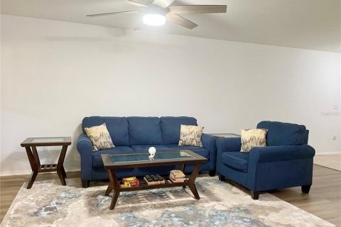 Touwnhouse à louer à Brandon, Floride: 3 chambres, 144.74 m2 № 2361143 - photo 6