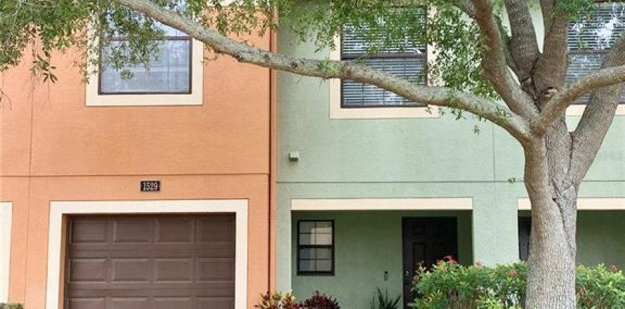 Touwnhouse à Brandon, Floride 3 chambres, 144.74 m2 № 2361143