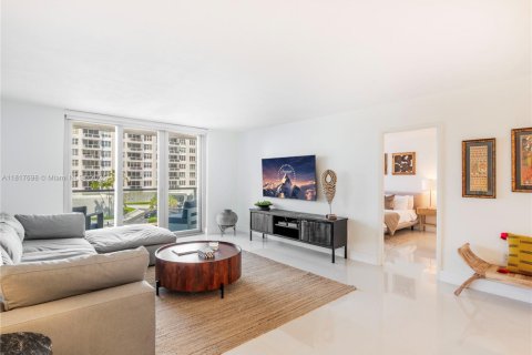 Condominio en venta en Miami Beach, Florida, 1 dormitorio, 76.55 m2 № 1779668 - foto 6