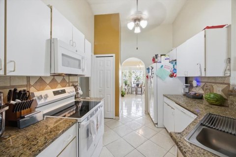 Casa en venta en Kissimmee, Florida, 3 dormitorios, 151.99 m2 № 2113897 - foto 17