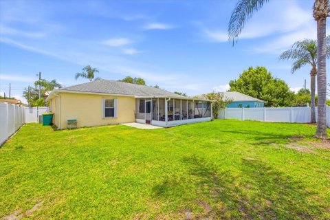 Casa en venta en Kissimmee, Florida, 3 dormitorios, 151.99 m2 № 2113897 - foto 28