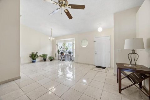 Casa en venta en Kissimmee, Florida, 3 dormitorios, 151.99 m2 № 2113897 - foto 5
