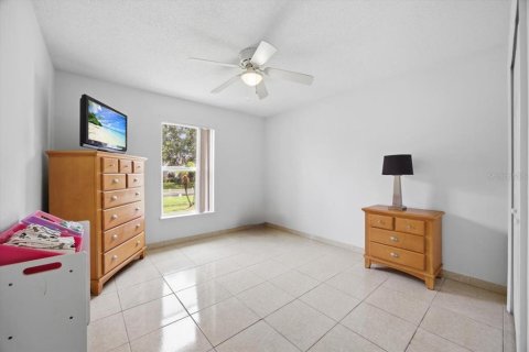 Casa en venta en Kissimmee, Florida, 3 dormitorios, 151.99 m2 № 2113897 - foto 8