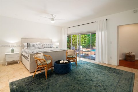 Villa ou maison à vendre à Miami, Floride: 4 chambres, 243.59 m2 № 1969873 - photo 13