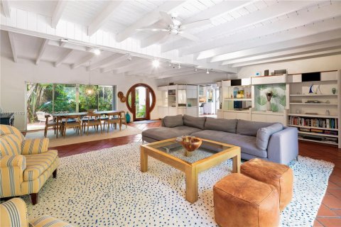 Villa ou maison à vendre à Miami, Floride: 4 chambres, 243.59 m2 № 1969873 - photo 5