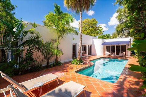 Villa ou maison à vendre à Miami, Floride: 4 chambres, 243.59 m2 № 1969873 - photo 19