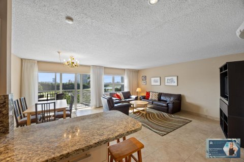 Condo in Hallandale Beach, Florida, 1 bedroom  № 2082074 - photo 8