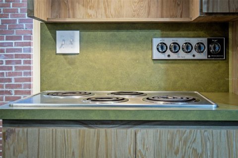 Купить виллу или дом в Нью-Смирна-Бич, Флорида 7 комнат, 174.19м2, № 1529647 - фото 23