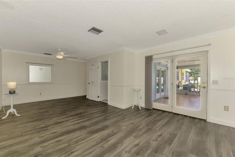 Casa en alquiler en Sarasota, Florida, 5 dormitorios, 175.68 m2 № 1905135 - foto 22