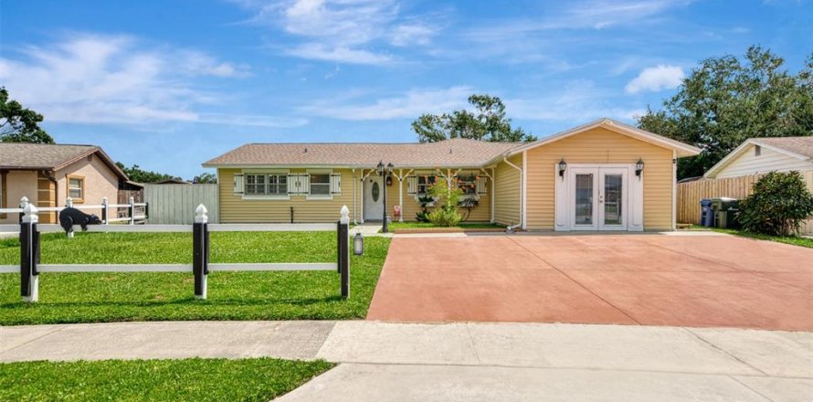 Casa en Sarasota, Florida 5 dormitorios, 175.68 m2 № 1905135