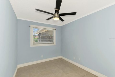 Villa ou maison à louer à Sarasota, Floride: 5 chambres, 175.68 m2 № 1905135 - photo 25