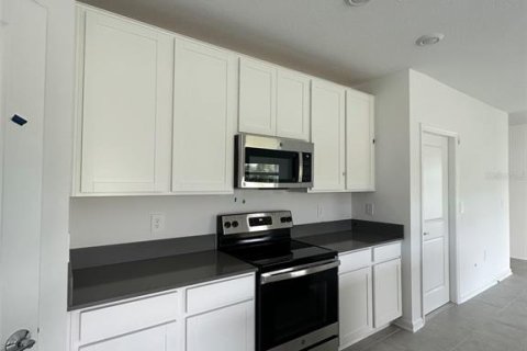 Villa ou maison à vendre à Davenport, Floride: 4 chambres, 175.59 m2 № 2411528 - photo 6