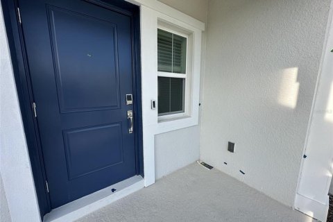 Villa ou maison à vendre à Davenport, Floride: 4 chambres, 175.59 m2 № 2411528 - photo 2