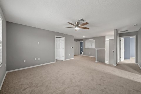 Casa en venta en Port St. Lucie, Florida, 6 dormitorios, 258.08 m2 № 2268189 - foto 21