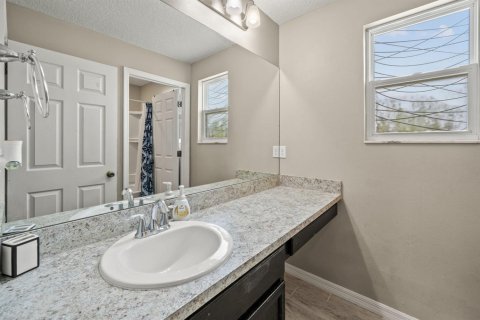 Casa en venta en Port St. Lucie, Florida, 6 dormitorios, 258.08 m2 № 2268189 - foto 27