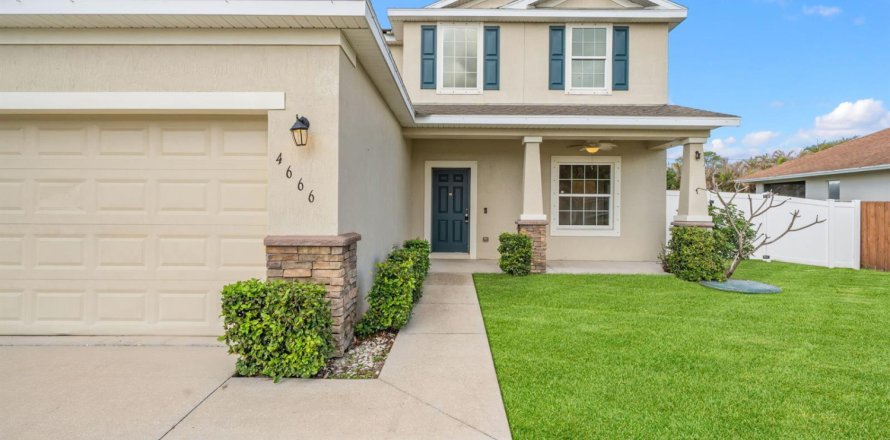 Casa en Port St. Lucie, Florida 6 dormitorios, 258.08 m2 № 2268189
