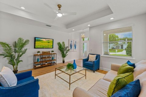 House in Winter Park, Florida 4 bedrooms, 257.34 sq.m. № 1802685 - photo 8