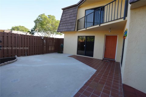 Adosado en venta en Palm Springs, Florida, 2 dormitorios, 109.9 m2 № 2030402 - foto 22