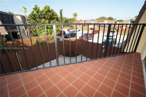 Adosado en venta en Palm Springs, Florida, 2 dormitorios, 109.9 m2 № 2030402 - foto 16