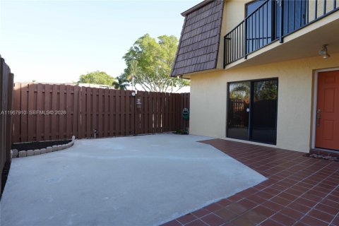 Adosado en venta en Palm Springs, Florida, 2 dormitorios, 109.9 m2 № 2030402 - foto 21