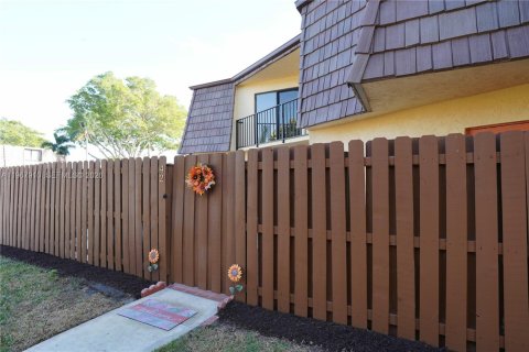 Adosado en venta en Palm Springs, Florida, 2 dormitorios, 109.9 m2 № 2030402 - foto 7