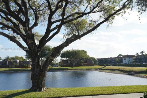 Adosado en venta en Palm Springs, Florida, 2 dormitorios, 109.9 m2 № 2030402 - foto 5