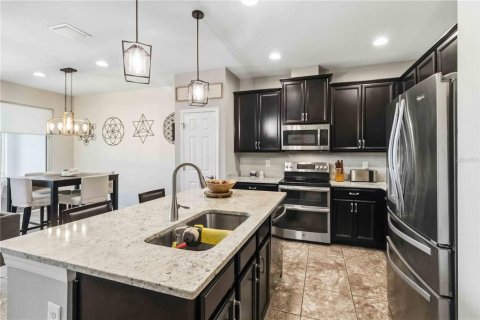 Touwnhouse à vendre à Riverview, Floride: 3 chambres, 139.26 m2 № 2324695 - photo 10