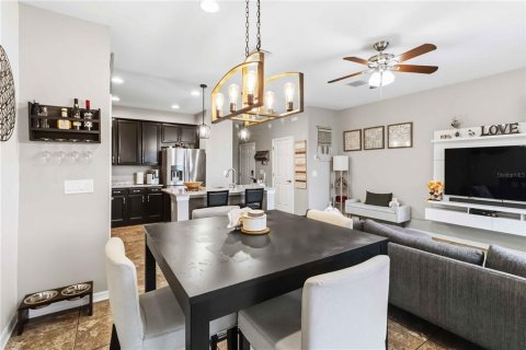 Touwnhouse à vendre à Riverview, Floride: 3 chambres, 139.26 m2 № 2324695 - photo 6