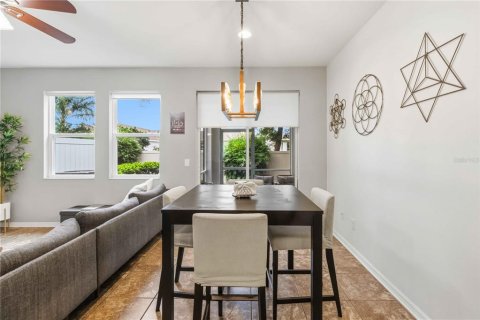 Touwnhouse à vendre à Riverview, Floride: 3 chambres, 139.26 m2 № 2324695 - photo 13