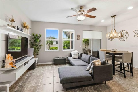 Touwnhouse à vendre à Riverview, Floride: 3 chambres, 139.26 m2 № 2324695 - photo 3