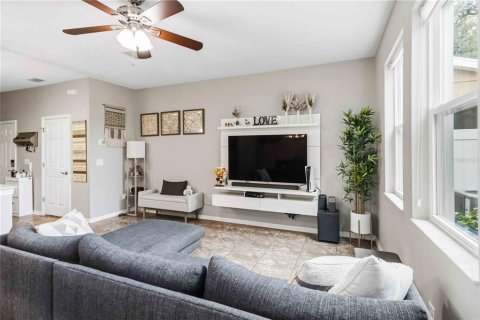 Touwnhouse à vendre à Riverview, Floride: 3 chambres, 139.26 m2 № 2324695 - photo 5