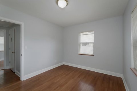 Commercial property in Saint Petersburg, Florida 148.64 sq.m. № 2210825 - photo 29