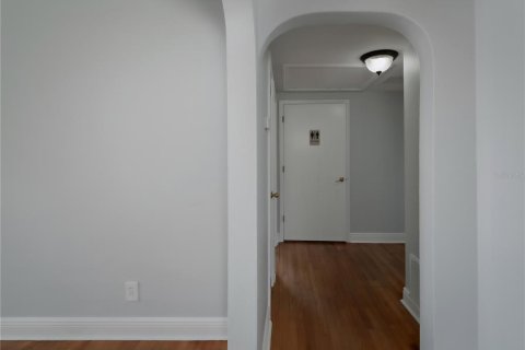 Commercial property in Saint Petersburg, Florida 148.64 sq.m. № 2210825 - photo 22
