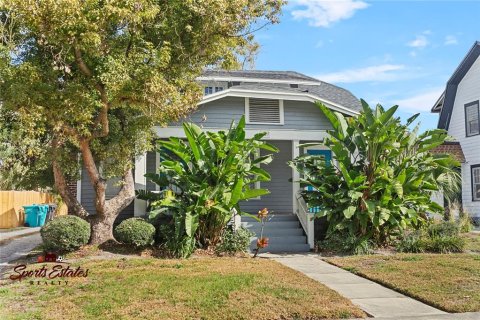 Villa ou maison à louer à Orlando, Floride: 4 chambres, 297.47 m2 № 1879873 - photo 1