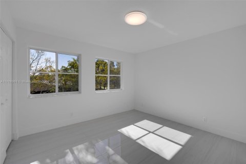 Casa en venta en Weston, Florida, 5 dormitorios, 259.94 m2 № 1728134 - foto 26