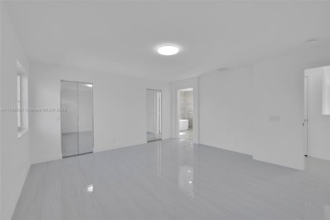 Casa en venta en Weston, Florida, 5 dormitorios, 259.94 m2 № 1728134 - foto 28