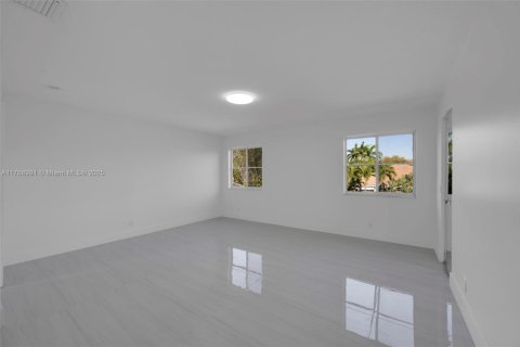Casa en venta en Weston, Florida, 5 dormitorios, 259.94 m2 № 1728134 - foto 27