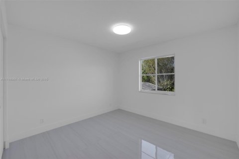 Casa en venta en Weston, Florida, 5 dormitorios, 259.94 m2 № 1728134 - foto 24