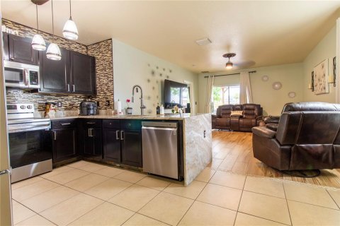 House in Riverview, Florida 3 bedrooms, 140.84 sq.m. № 1835050 - photo 14