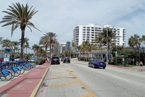 Снять в аренду кондоминиум в Серфсайд, Флорида 1 спальня, 48.31м2, № 1989112 - фото 8