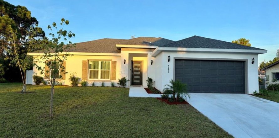 Villa ou maison à Venice, Floride 4 chambres, 180.88 m2 № 2238928