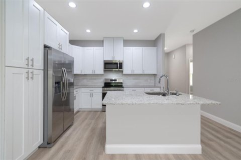 Apartment in Palm Coast, Florida 3 bedrooms, 110.27 sq.m. № 2224675 - photo 8